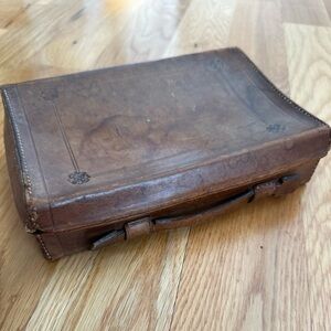 Antique English leather small case
